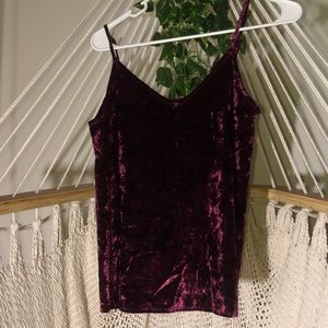 HOLLISTER VELVET CAMI TOP